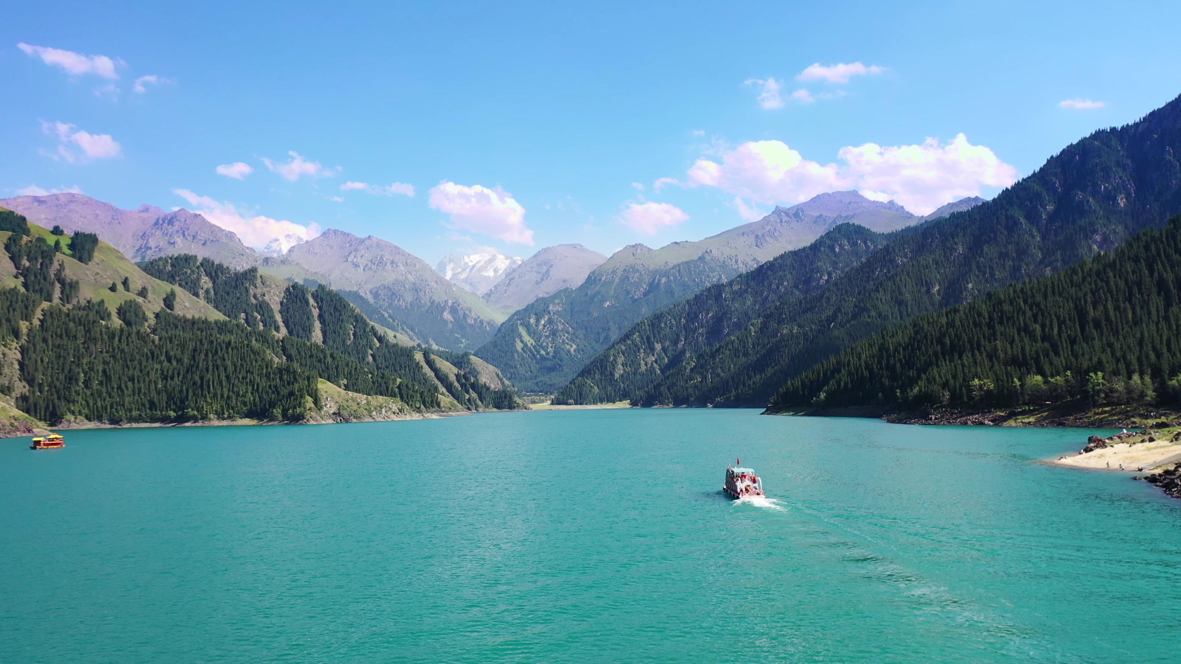 去新疆旅游半個月費用_去新疆旅游半個月費用多少