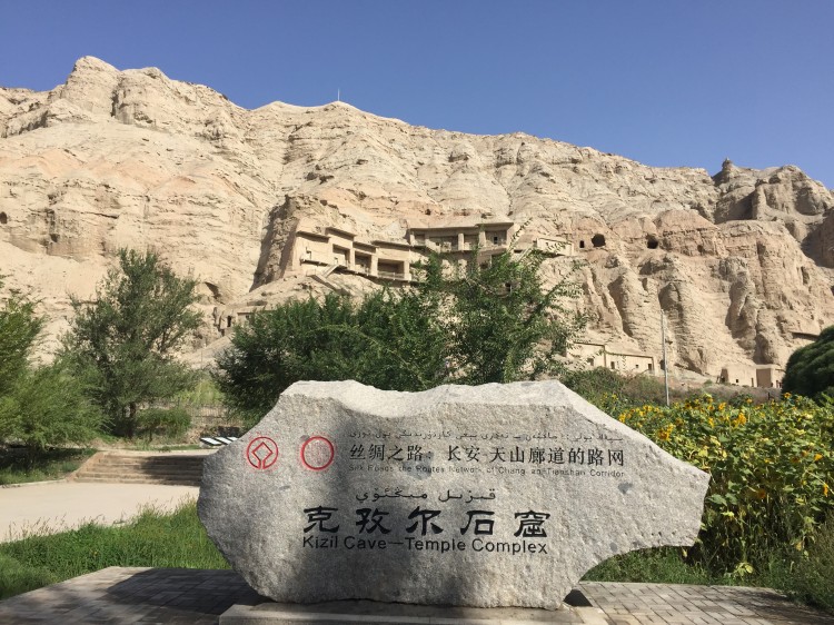 How much does a Xinjiang 6-person premium small group cost? 2026 latest transparent pricing _Jiangxiaotuan Group Tour Image 1