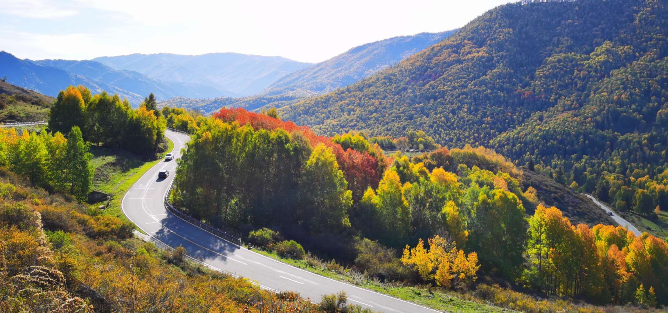 Customized Exclusive Xinjiang Travel Itinerary丨Urumqi Custom Car Rental with Driver Service丨Transparent Pricing with Reliable Travel Agency Booking - Part 1 Image 1